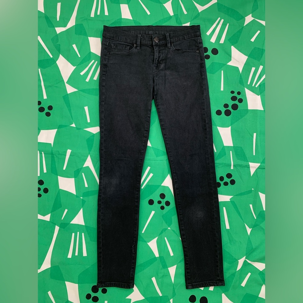 BDG Mid Rise Twig Black Skinny Jeans Sz 26